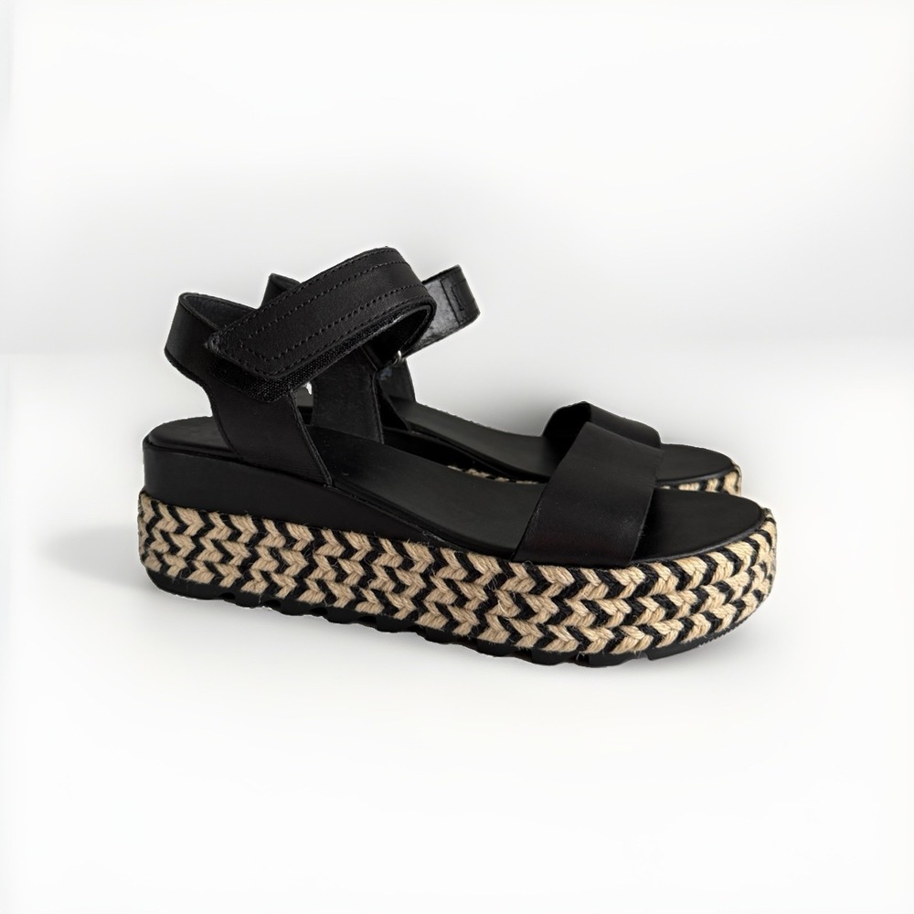 SOREL Cameron Flatform Sandals Women's 9 Black Leather Platform NL4012-010